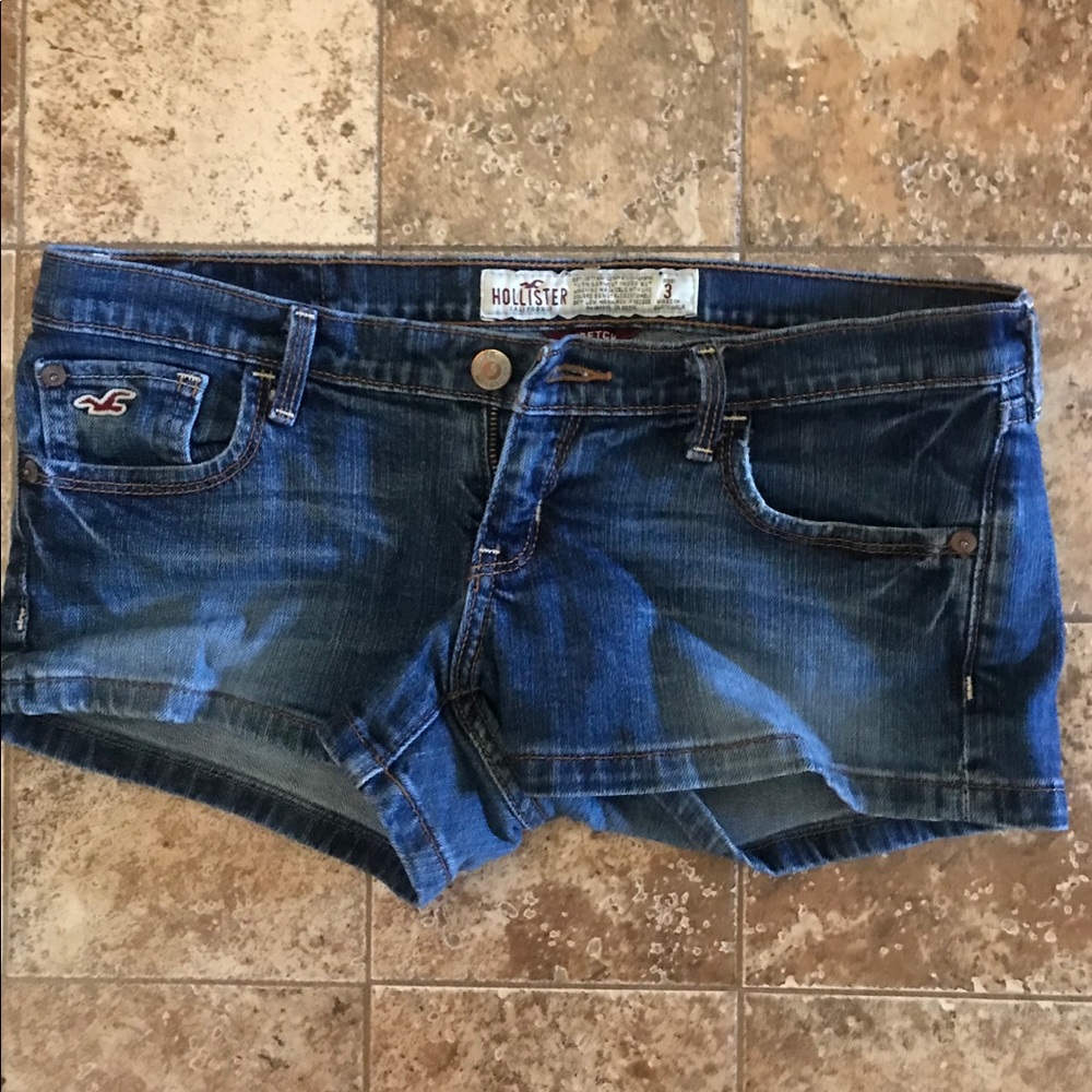 HOLLISTER SHORTS